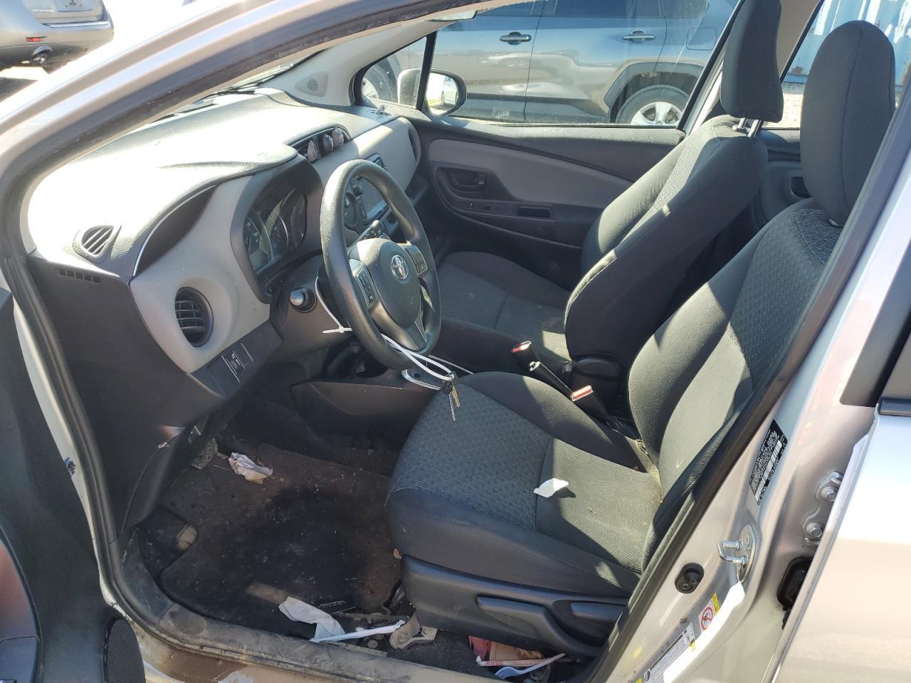 2017 TOYOTA YARIS L - Фото 7