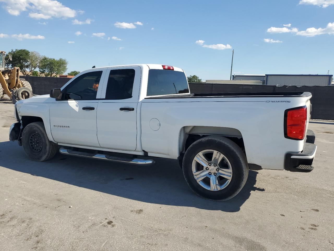 2017 CHEVROLET SILVERADO - Фото 2
