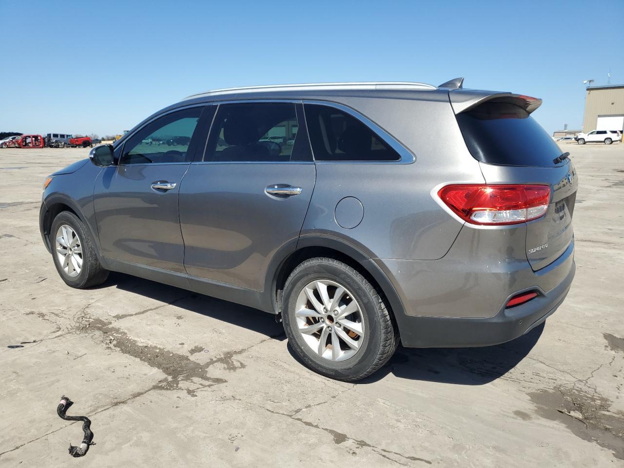 2016 KIA SORENTO LX - Image 2