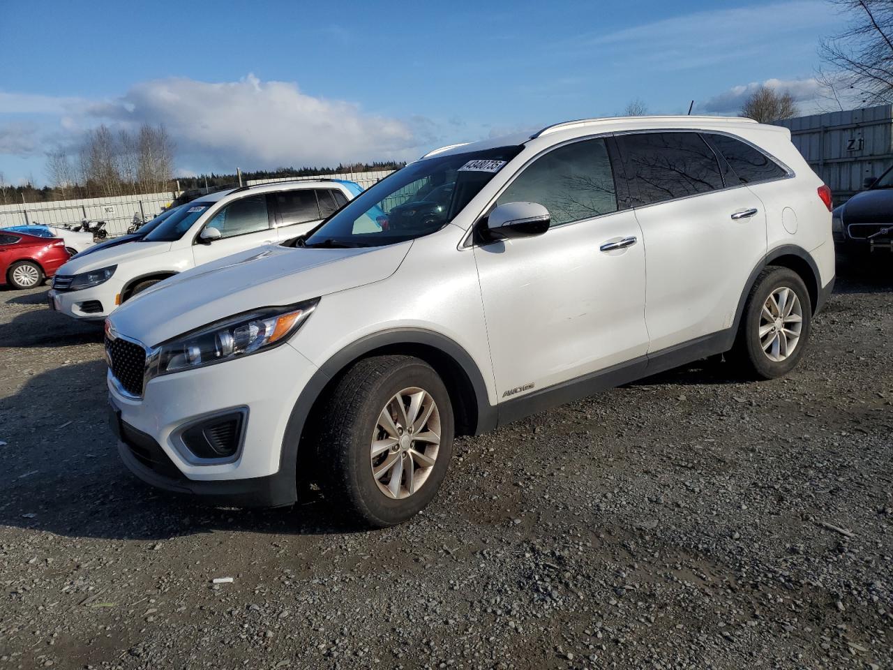 2016 KIA SORENTO LX