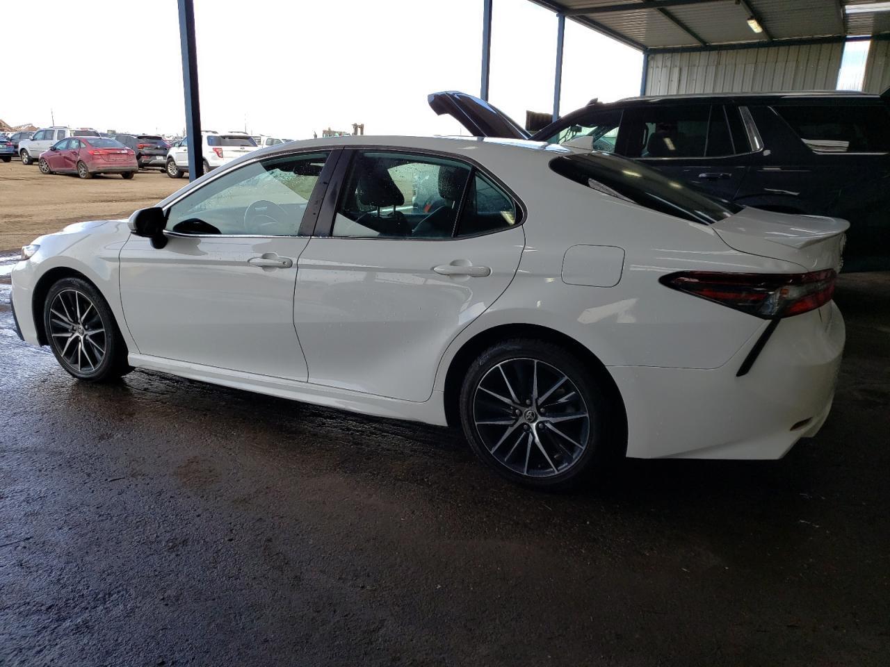 2021 TOYOTA CAMRY SE - Фото 2