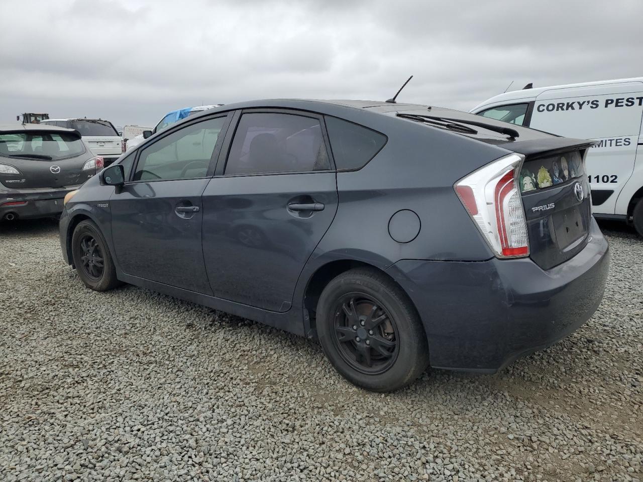 2013 TOYOTA PRIUS - Фото 2