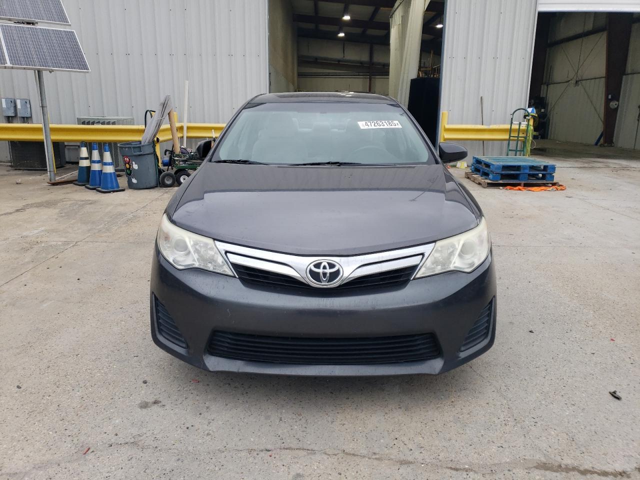 2014 TOYOTA CAMRY L - Фото 5