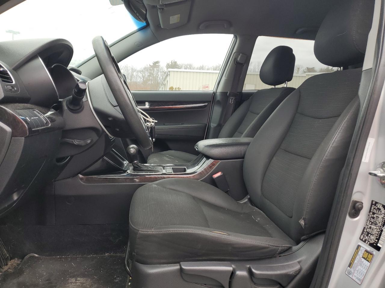 2014 KIA SORENTO LX - Фото 7