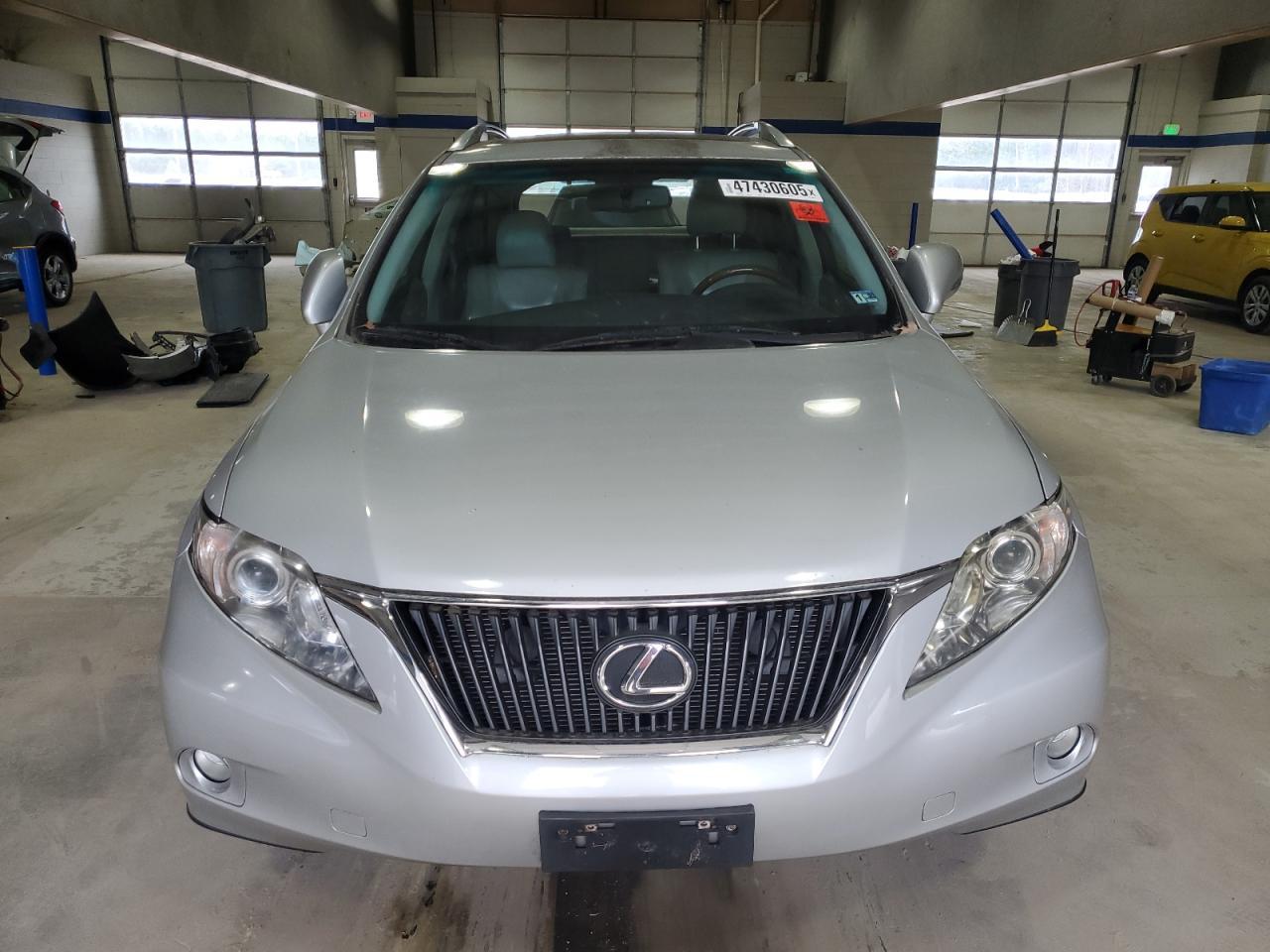 2010 LEXUS RX 350 - Image 5
