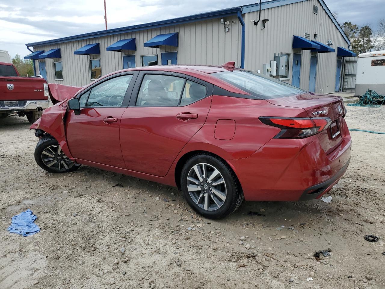 2021 NISSAN VERSA SV - Фото 2