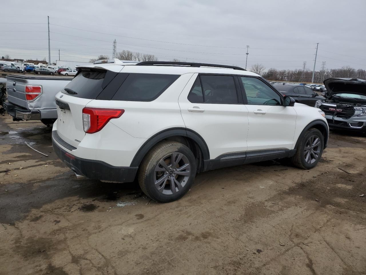 2022 FORD EXPLORER X - Image 3