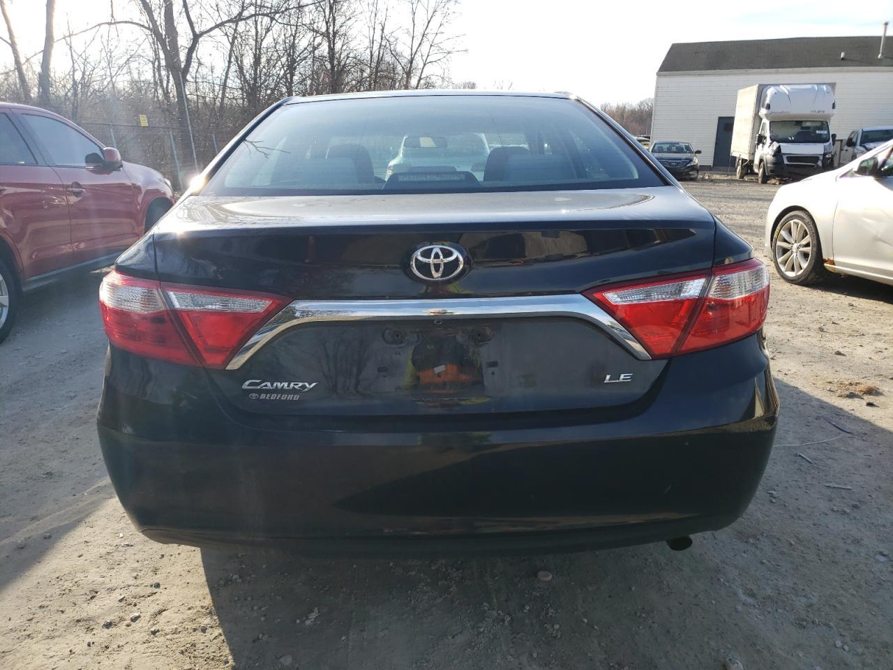 2016 TOYOTA CAMRY LE - Image 6