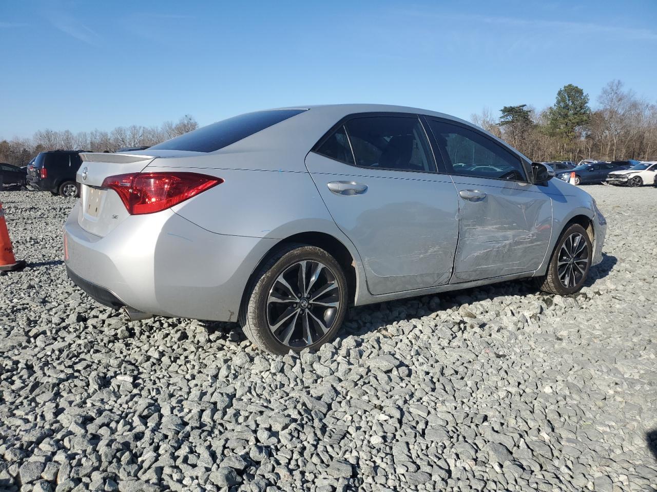 2018 TOYOTA COROLLA L - Image 3