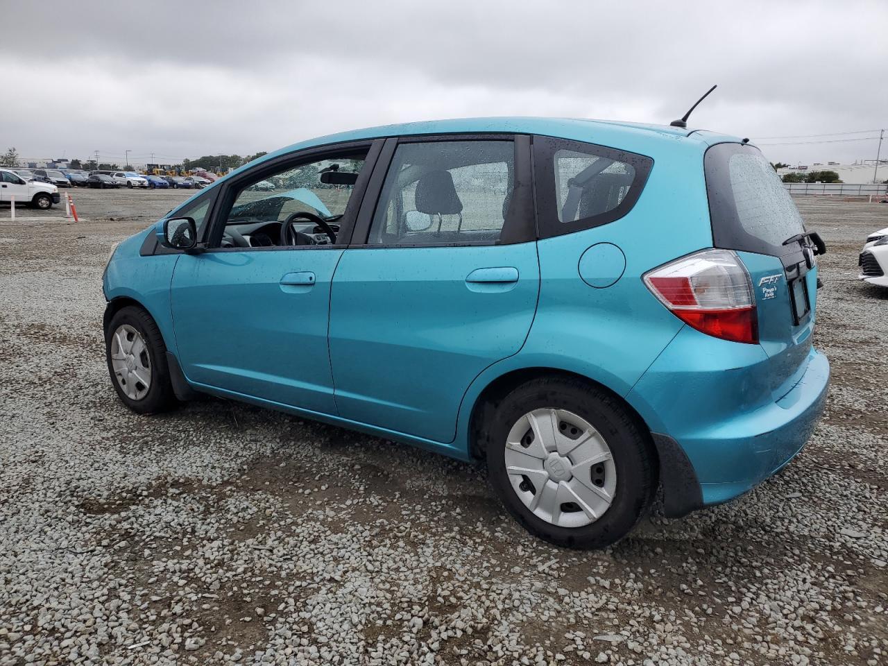2013 HONDA FIT - Image 2