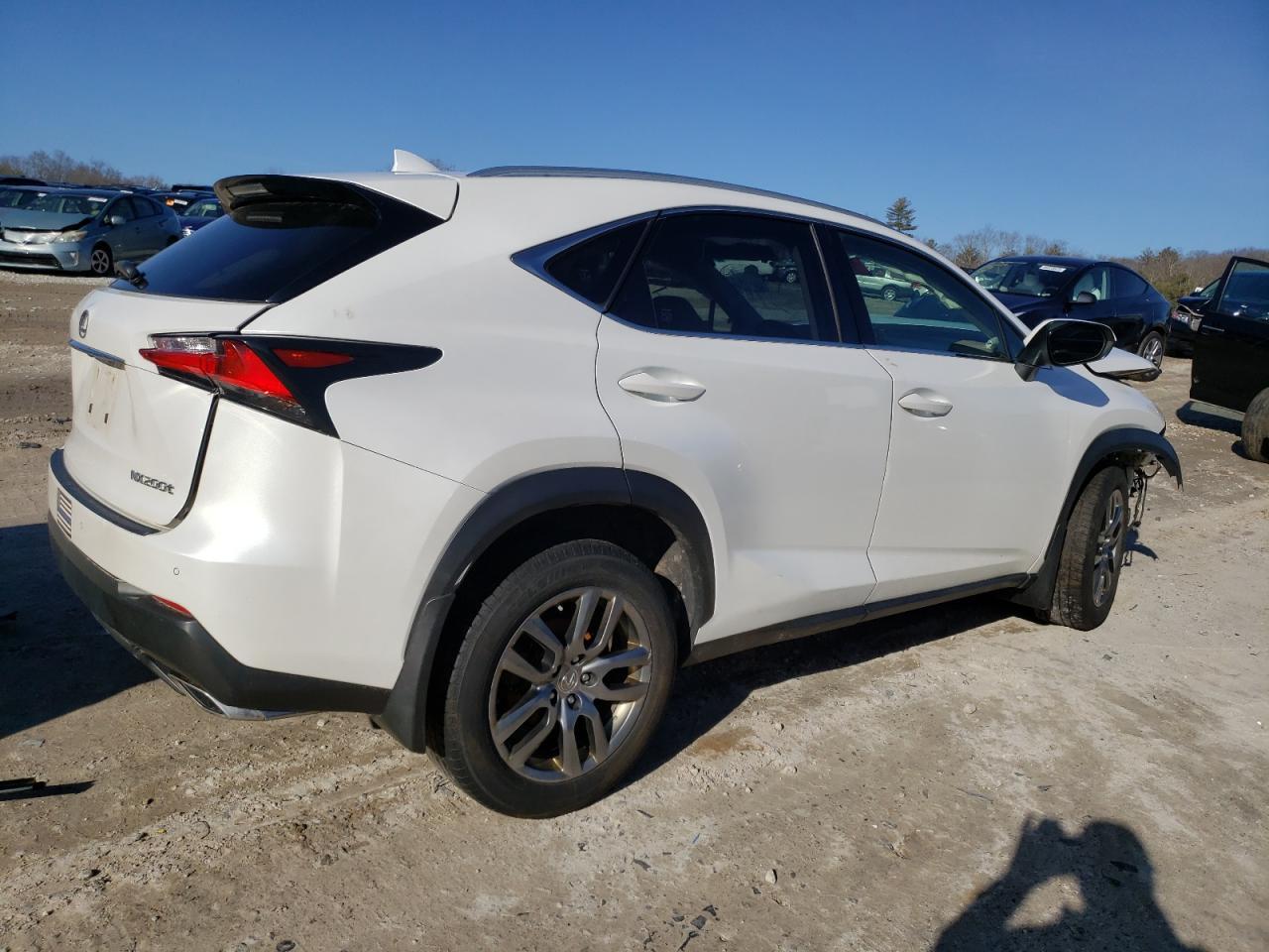 2015 LEXUS NX 200T - Фото 3