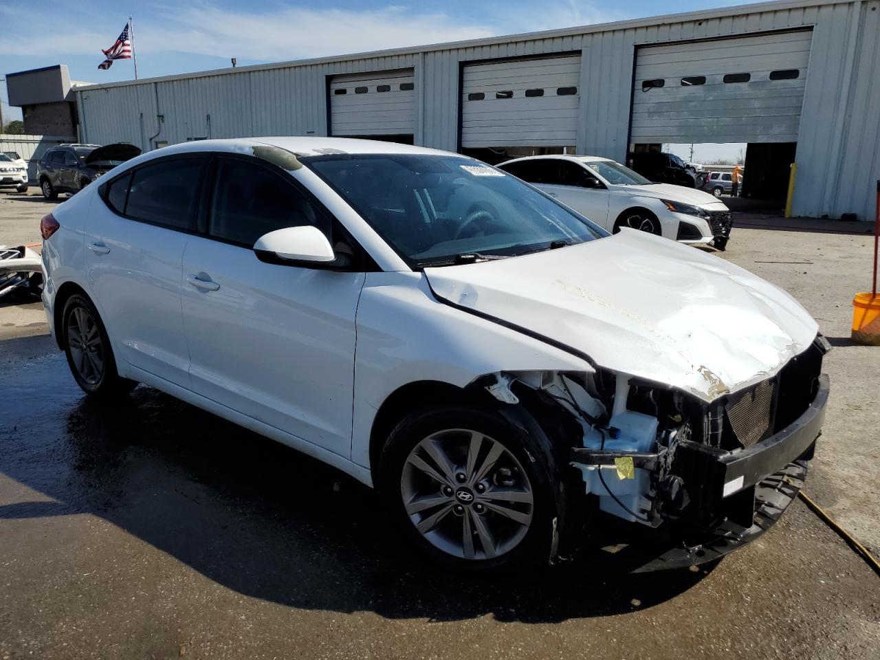 2018 HYUNDAI ELANTRA SE - Фото 4