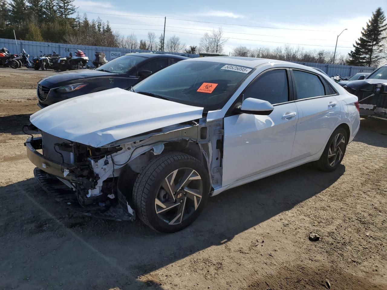 2024 HYUNDAI ELANTRA SE