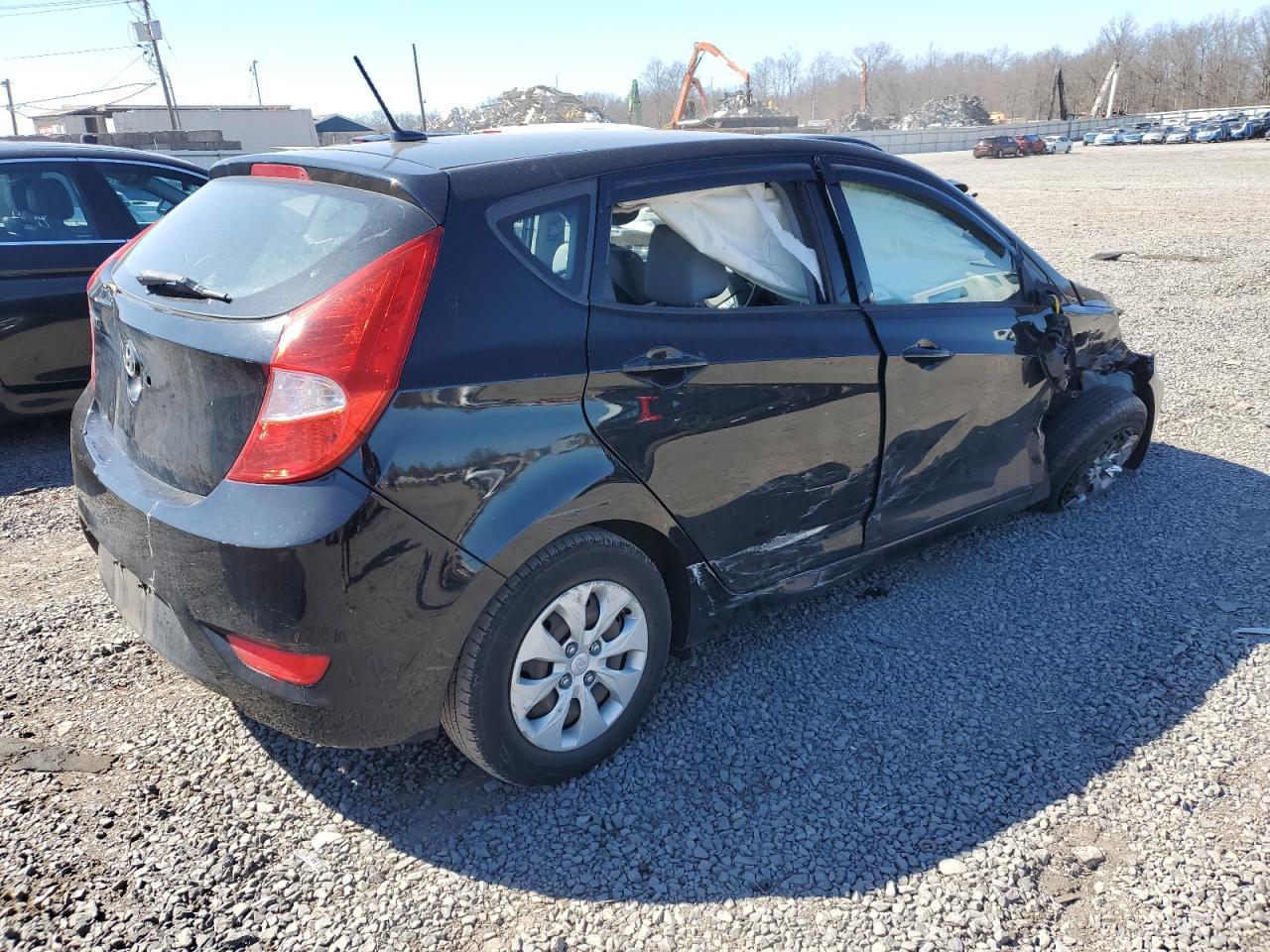 2017 HYUNDAI ACCENT SE - Image 3