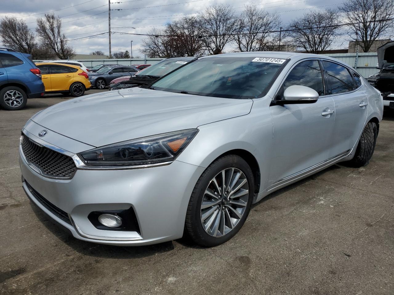 2017 KIA CADENZA PR