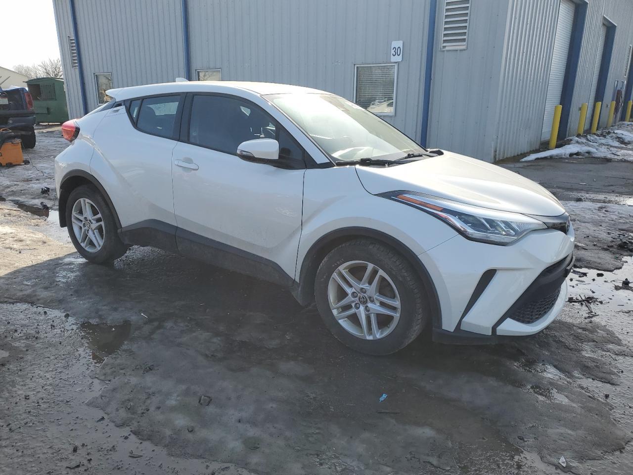 2021 TOYOTA C-HR XLE - Фото 4