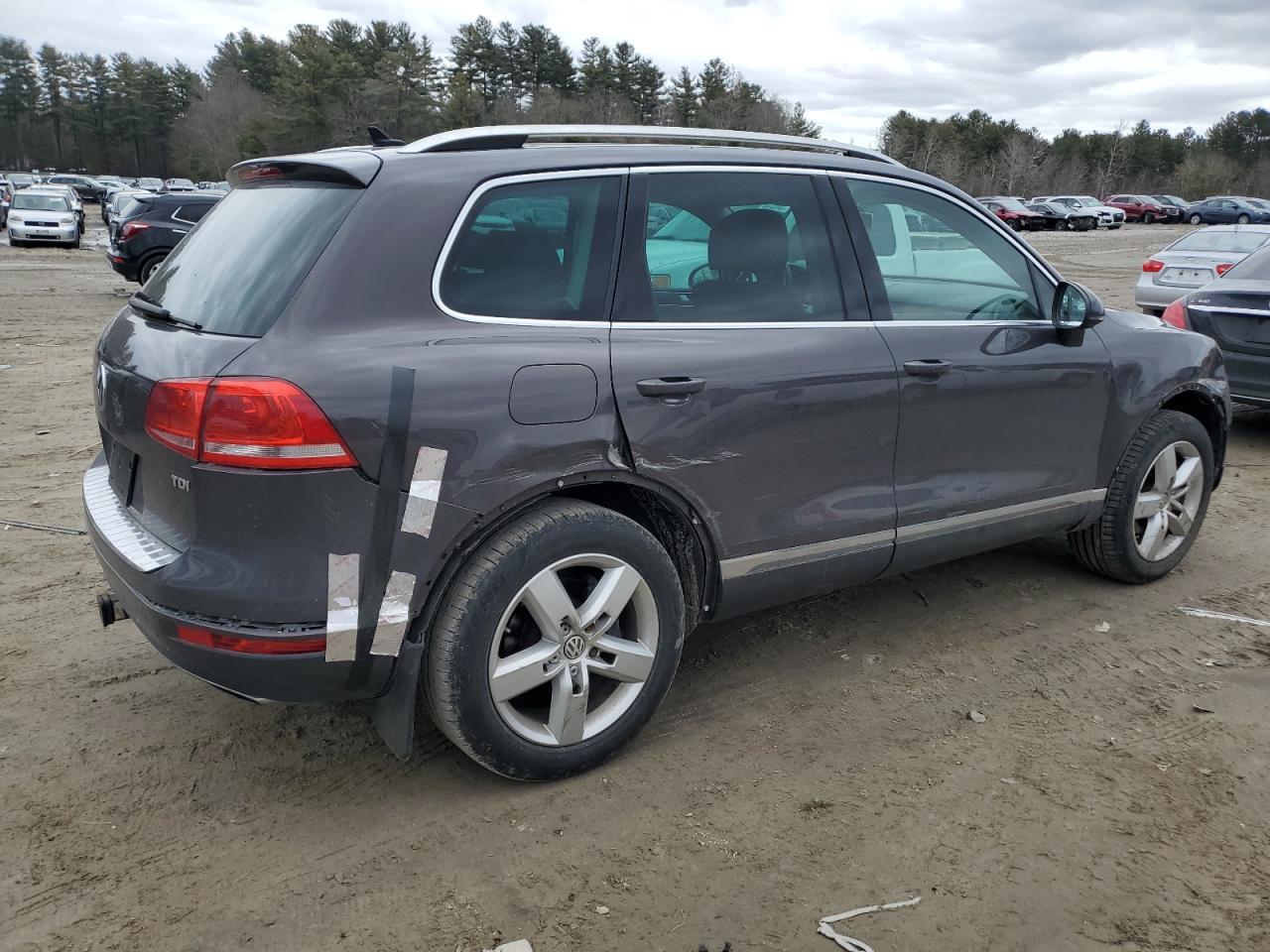 2013 VOLKSWAGEN TOUAREG V6 - Фото 3