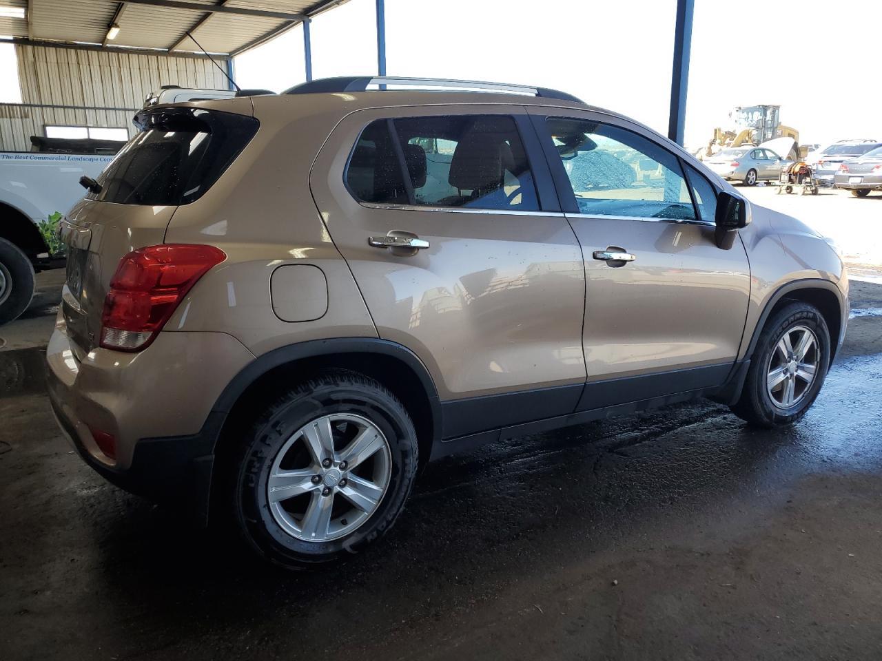 2018 CHEVROLET TRAX 1LT - Image 3