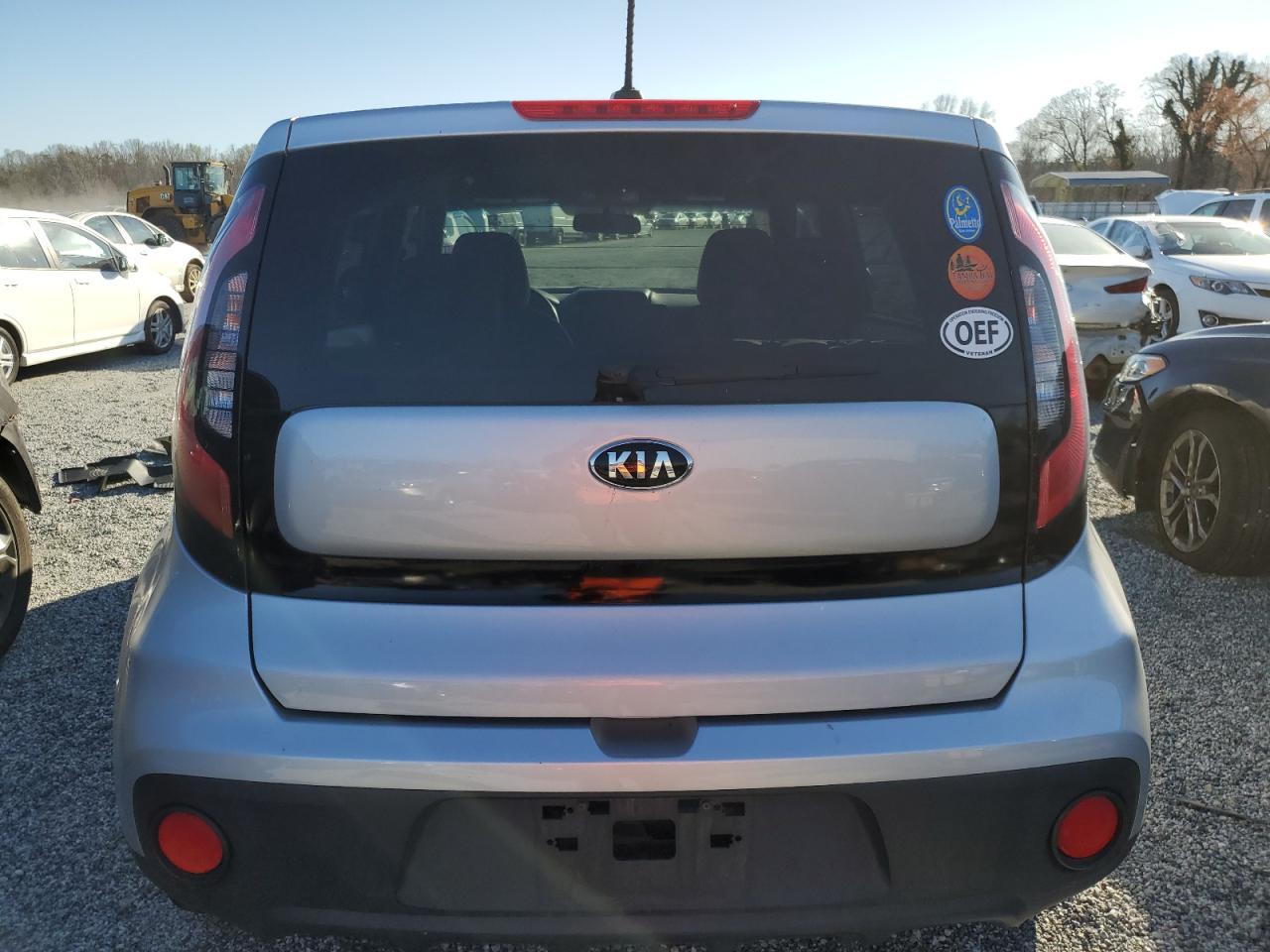 2017 KIA SOUL - Фото 6