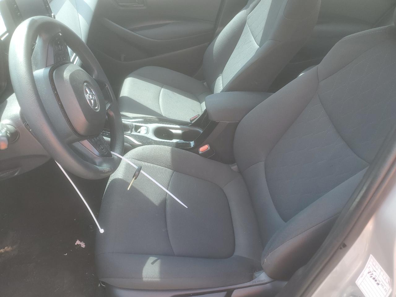 2022 TOYOTA COROLLA LE - Фото 7