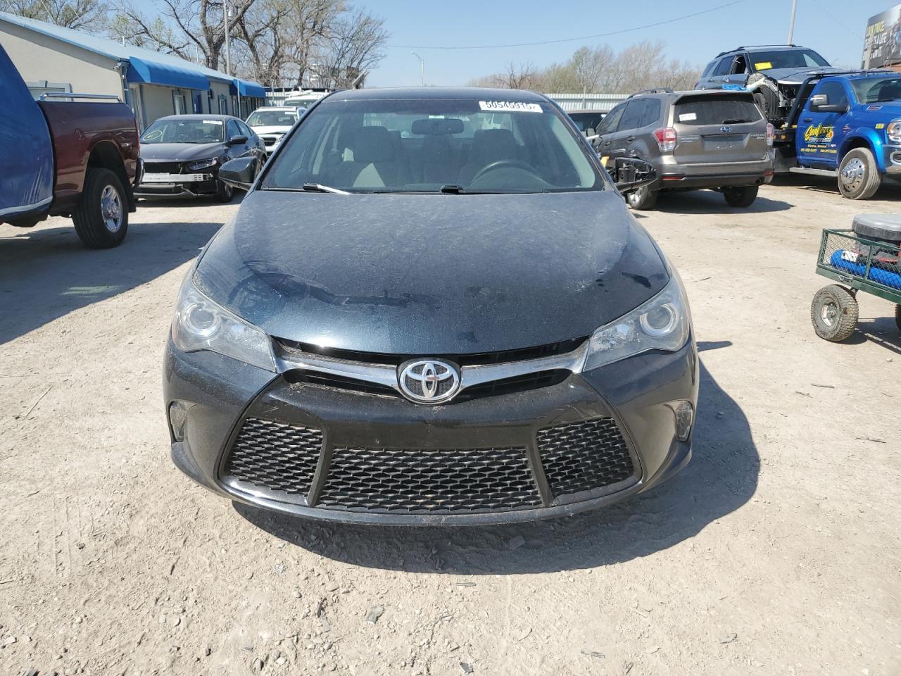 2016 TOYOTA CAMRY LE - Фото 5