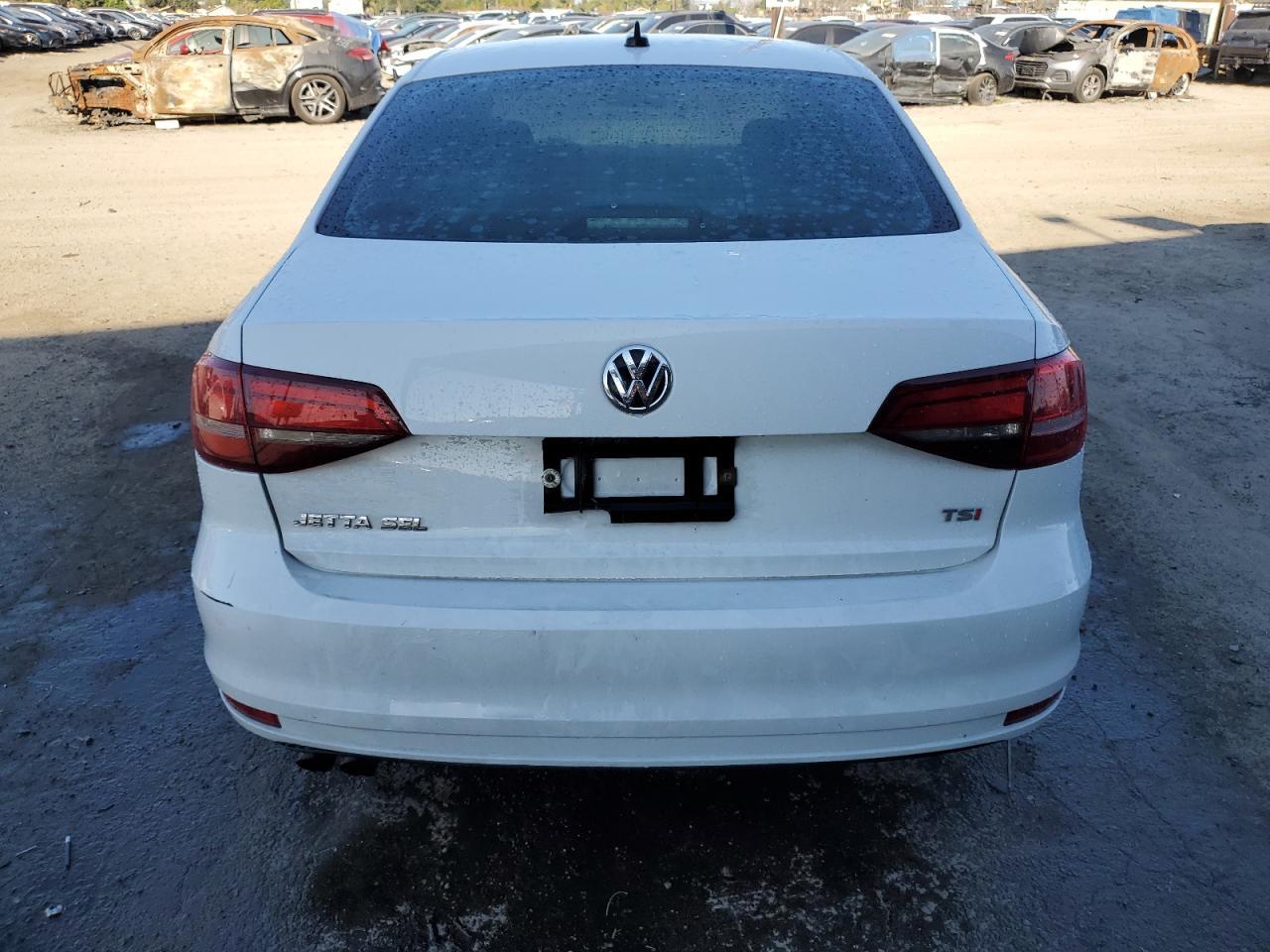 2016 VOLKSWAGEN JETTA SEL - Image 6
