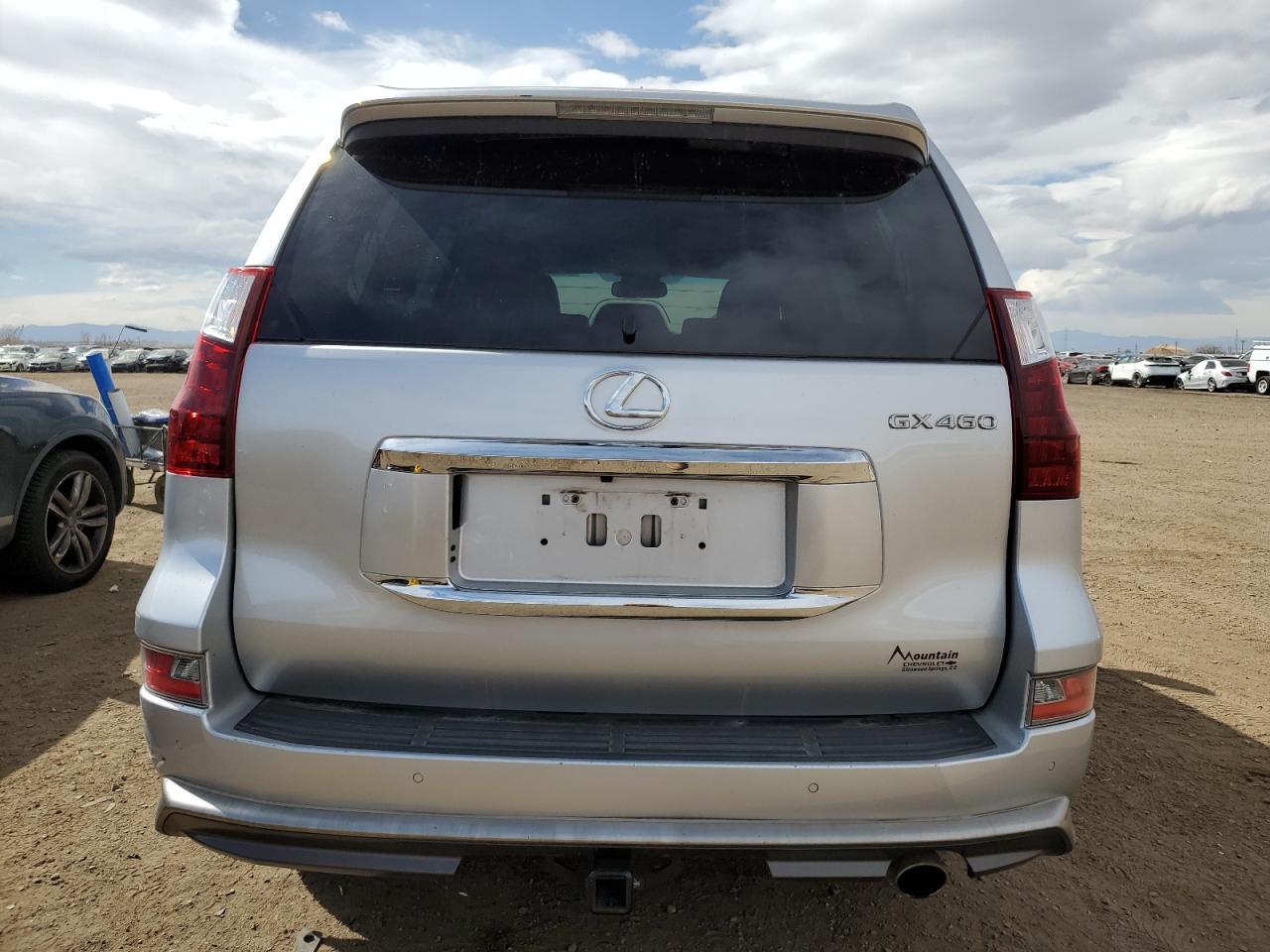 2017 LEXUS GX 460 - Фото 6