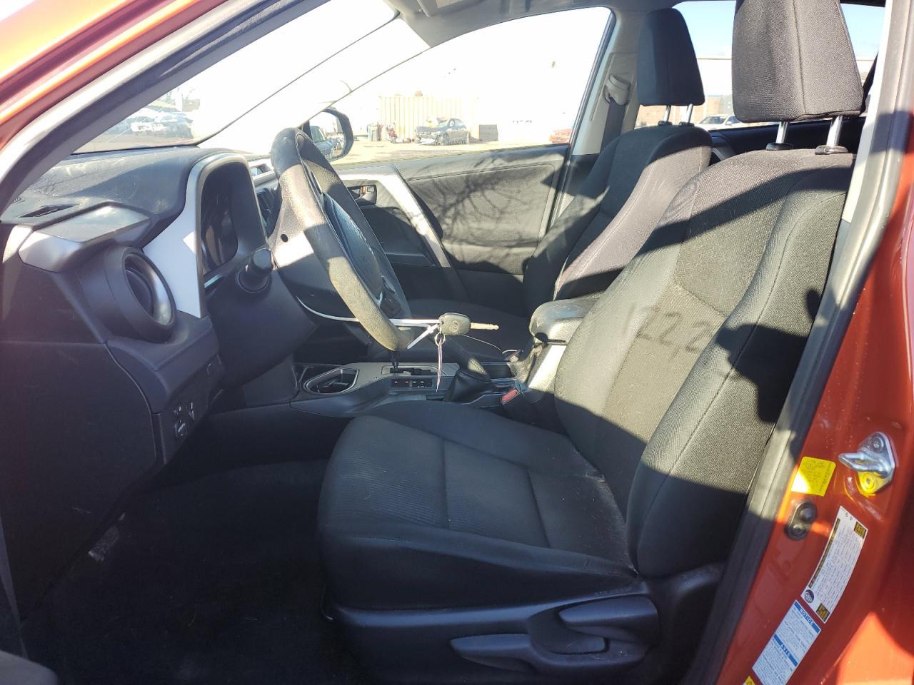 2016 TOYOTA RAV4 LE - Image 7