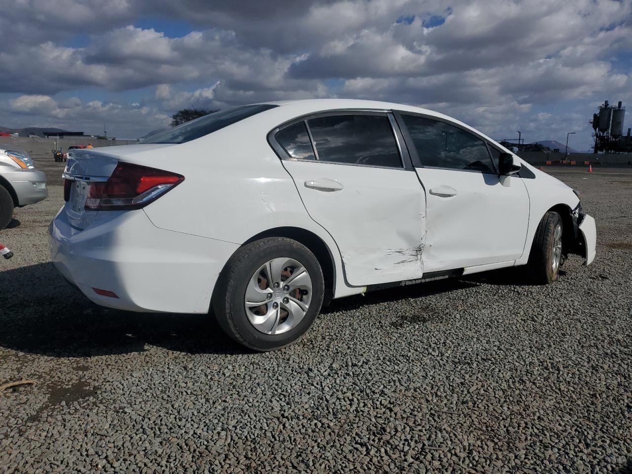 2015 HONDA CIVIC LX - Image 3