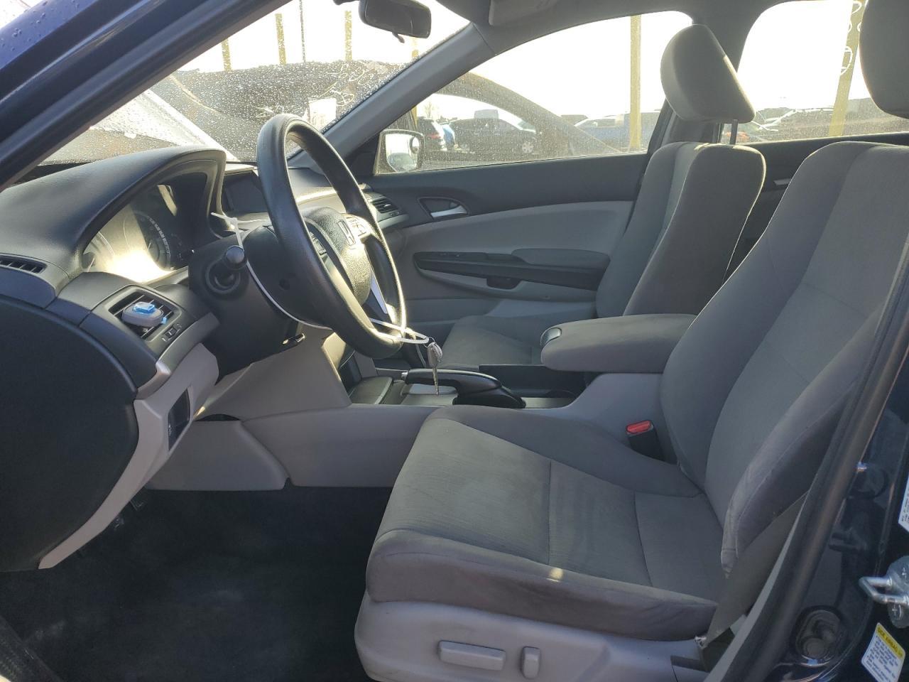2011 HONDA ACCORD LXP - Image 7