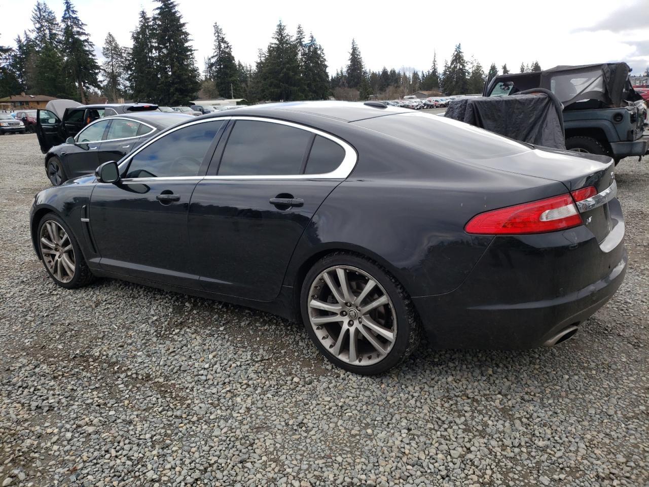 2011 JAGUAR XF PREMIUM - Фото 2