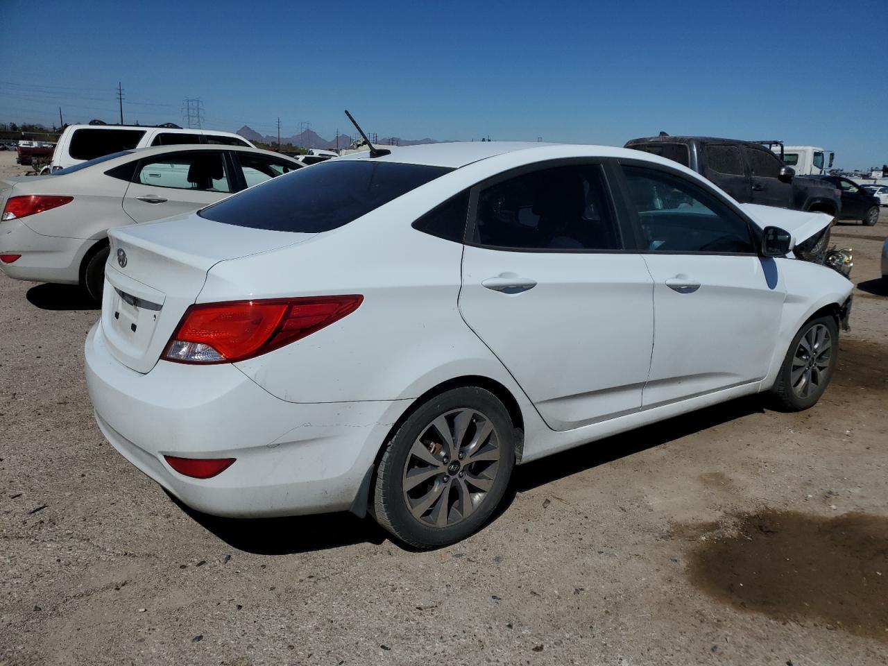2017 HYUNDAI ACCENT SE - Image 3