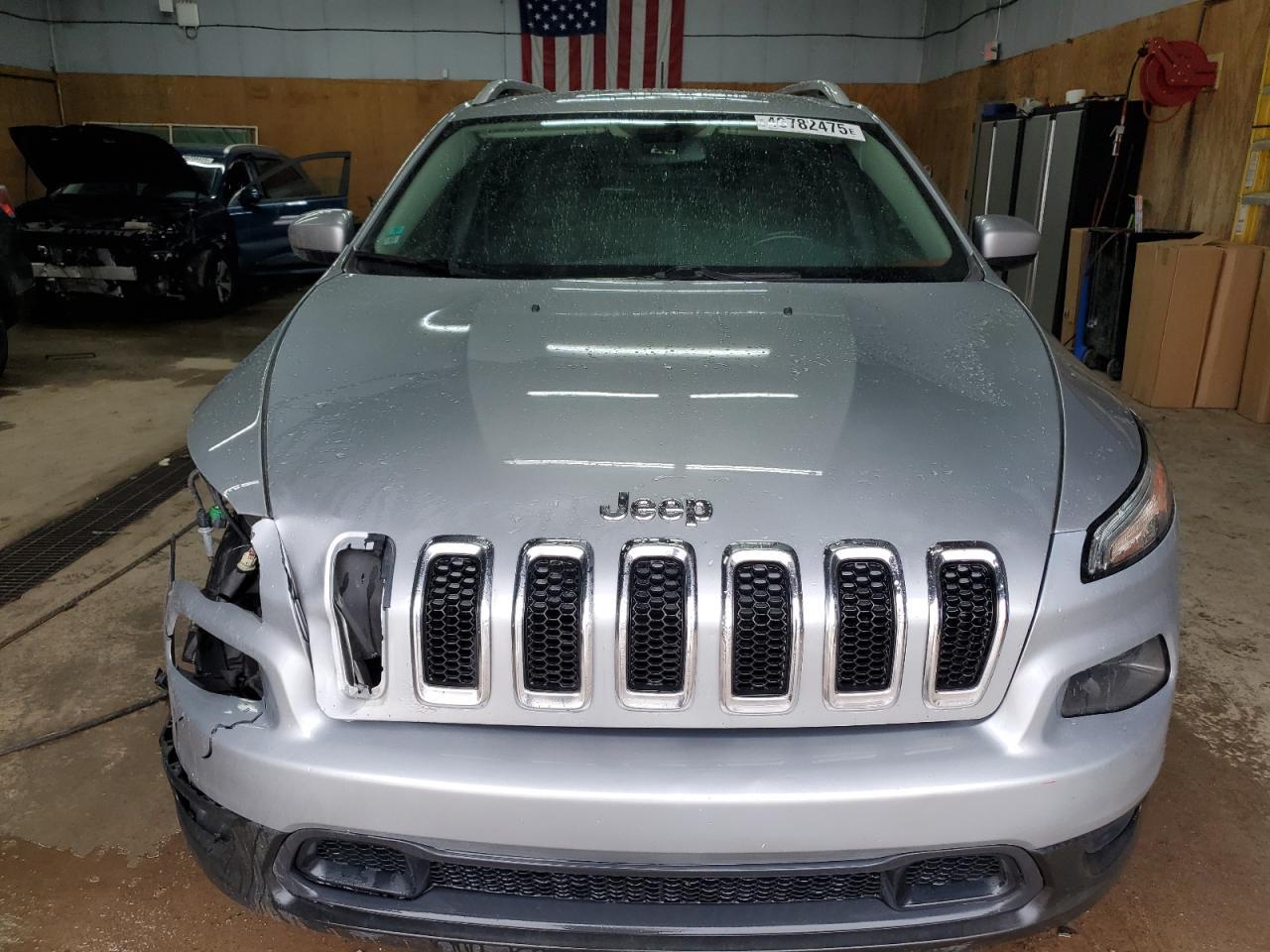 2016 JEEP CHEROKEE L - Image 5