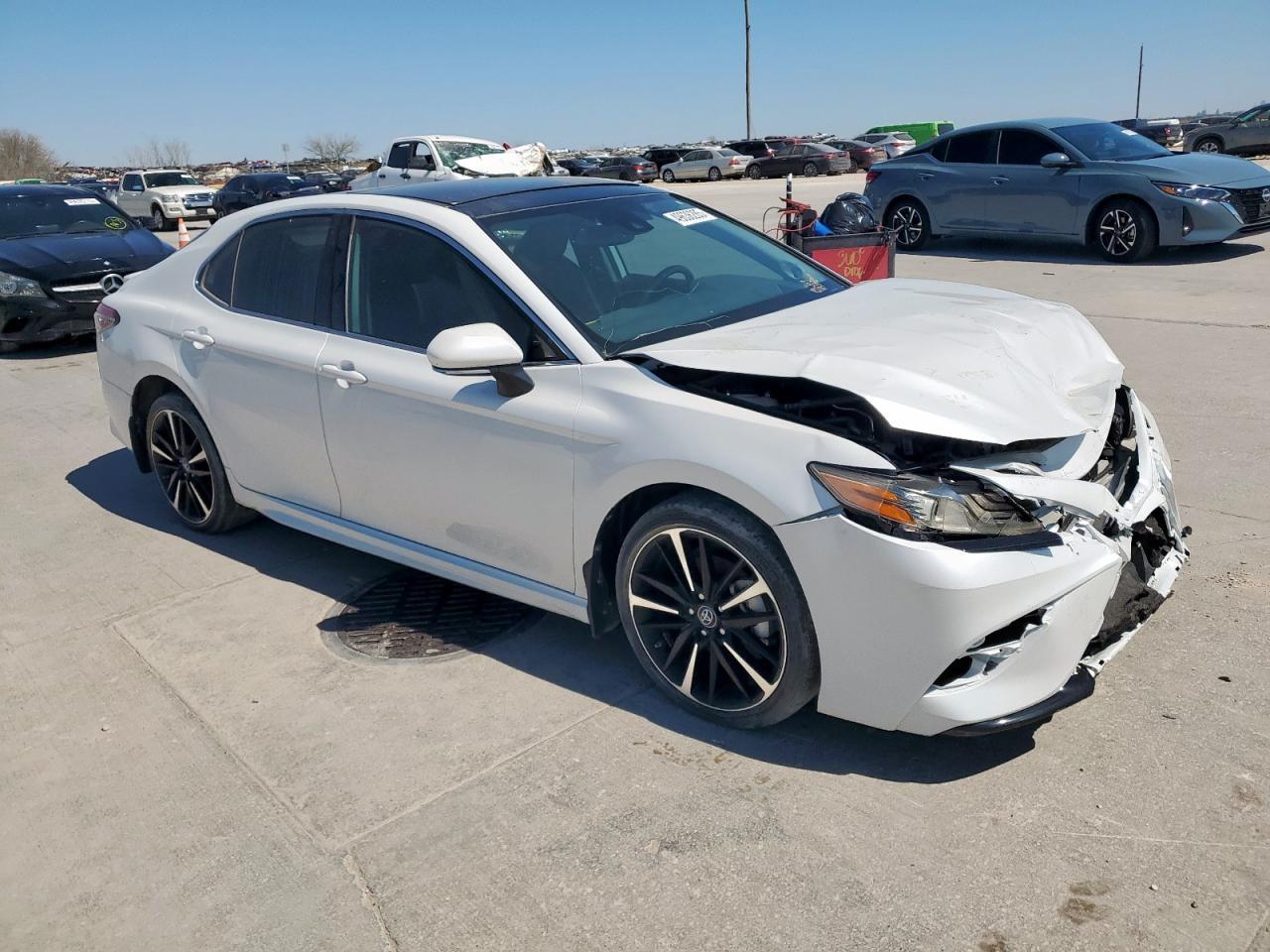 2019 TOYOTA CAMRY XSE - Фото 4