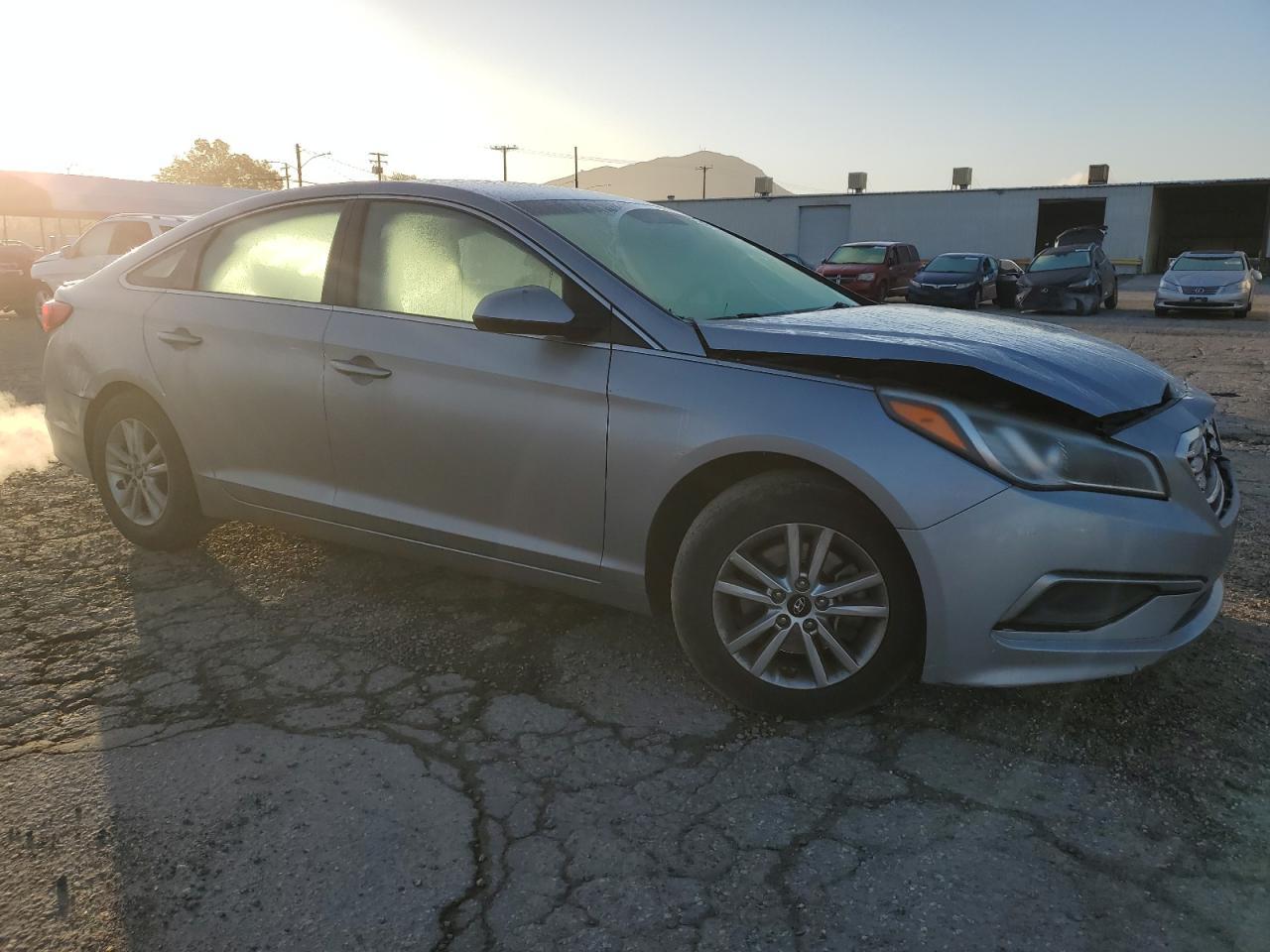 2017 HYUNDAI SONATA SE - Фото 4