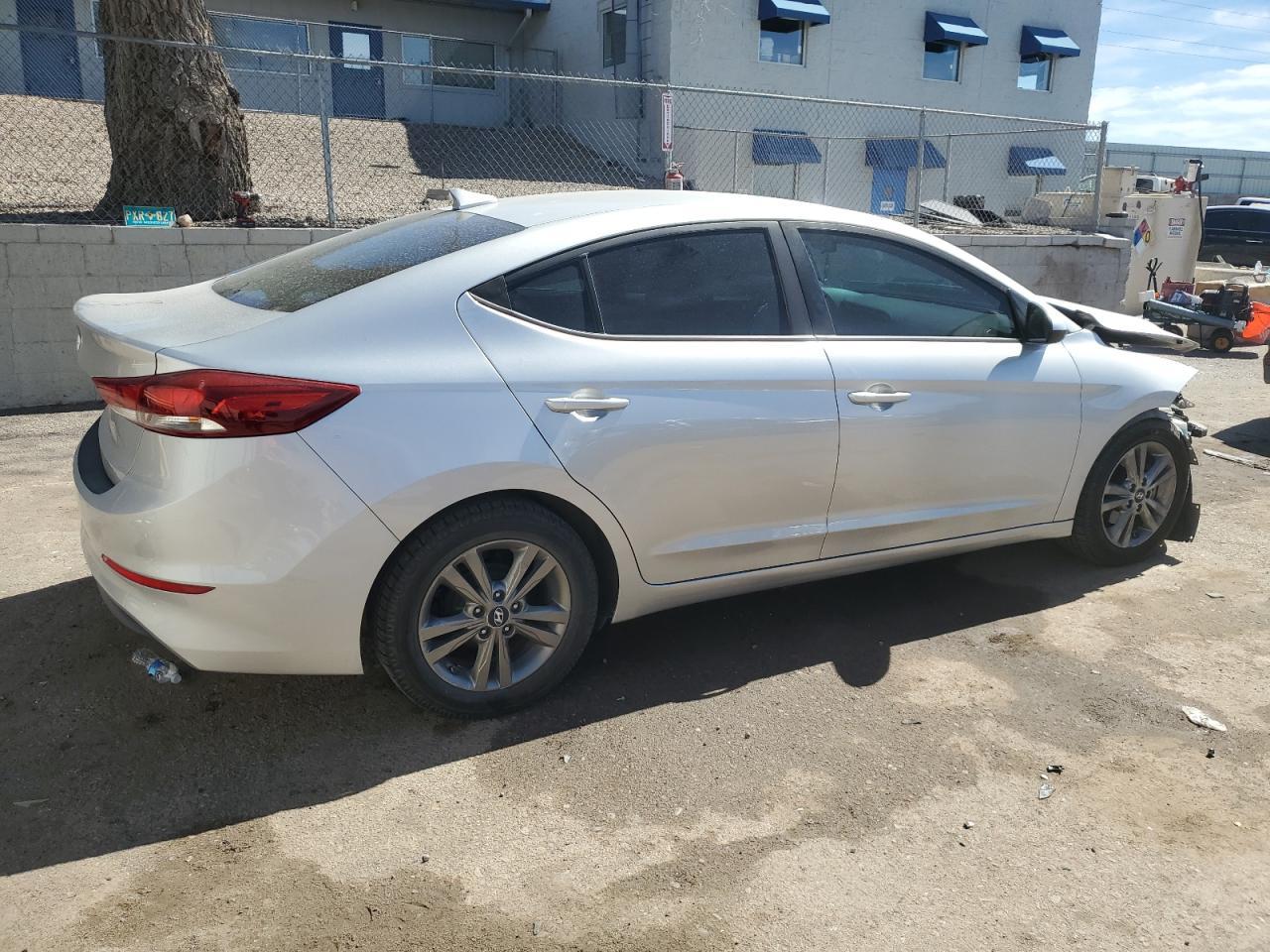 2017 HYUNDAI ELANTRA SE - Фото 3