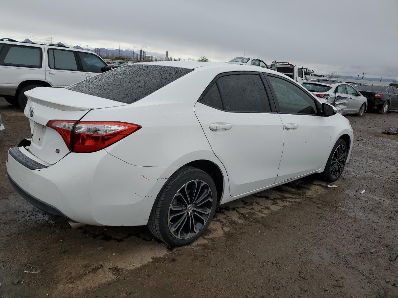 2014 TOYOTA COROLLA L - Фото 3