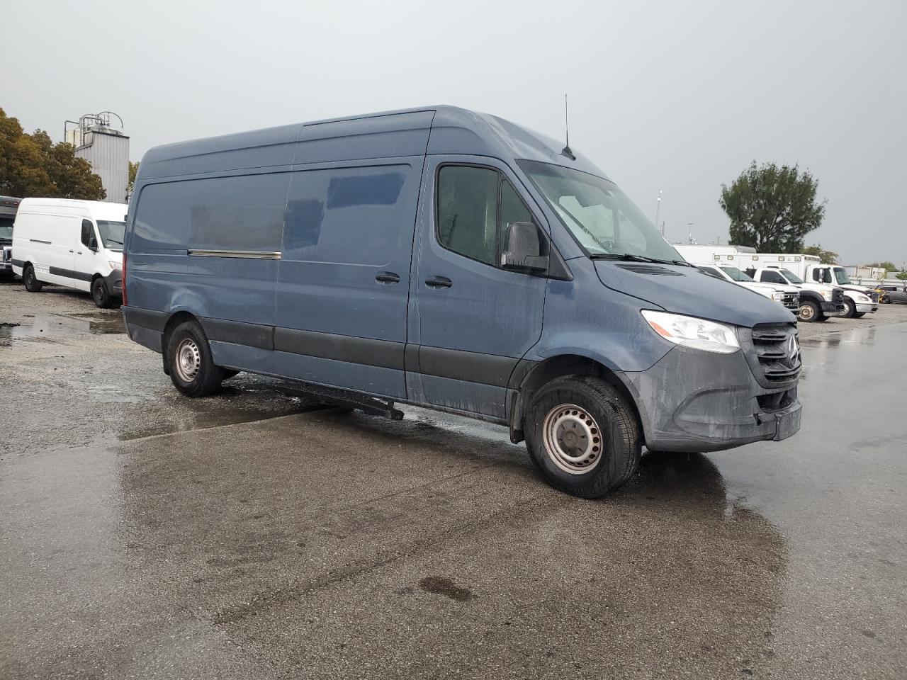 2019 MERCEDES-BENZ SPRINTER 2 - Image 4