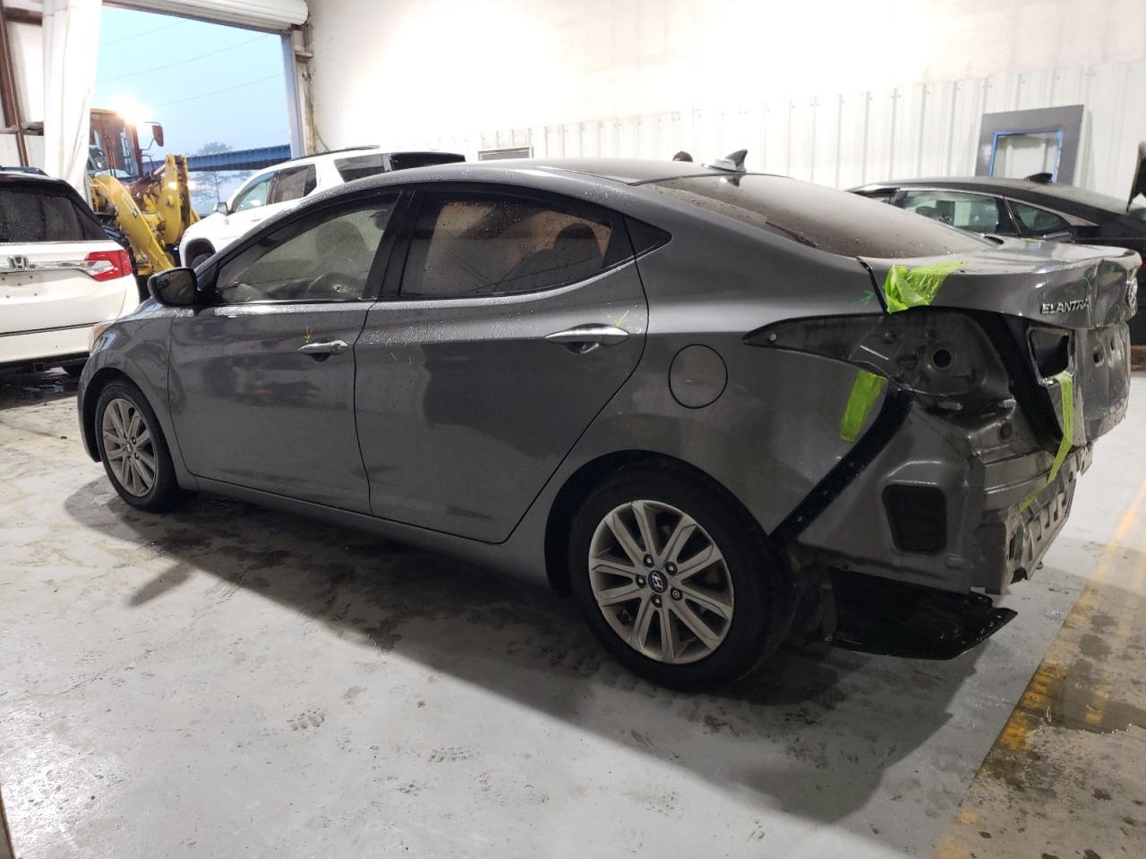 2014 HYUNDAI ELANTRA SE - Image 2