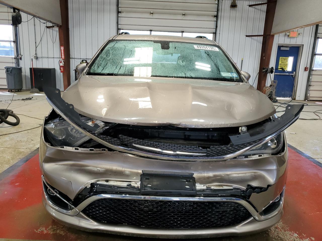 2017 CHRYSLER PACIFICA T - Image 5