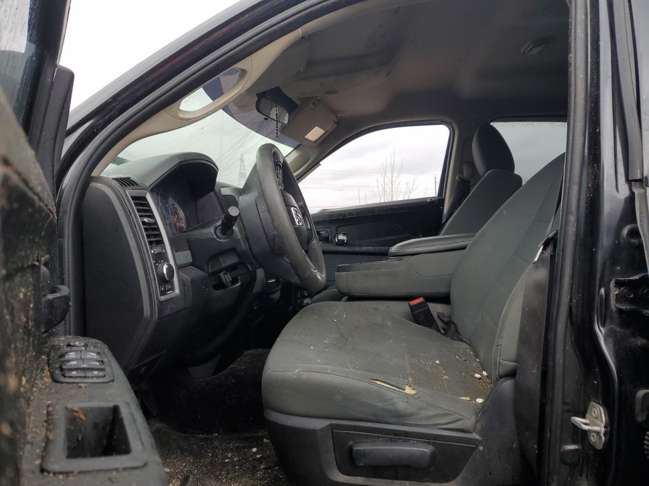 2018 RAM 1500 ST - Image 7