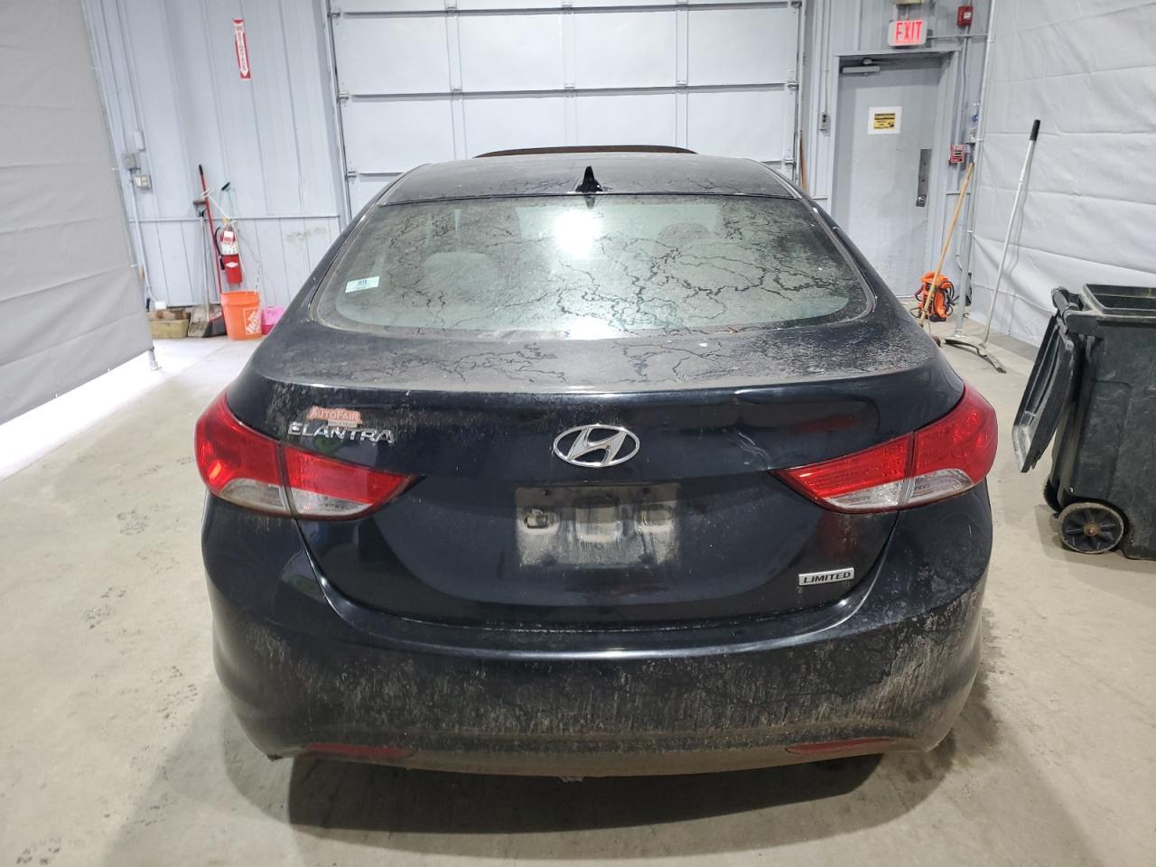 2013 HYUNDAI ELANTRA GL - Image 6