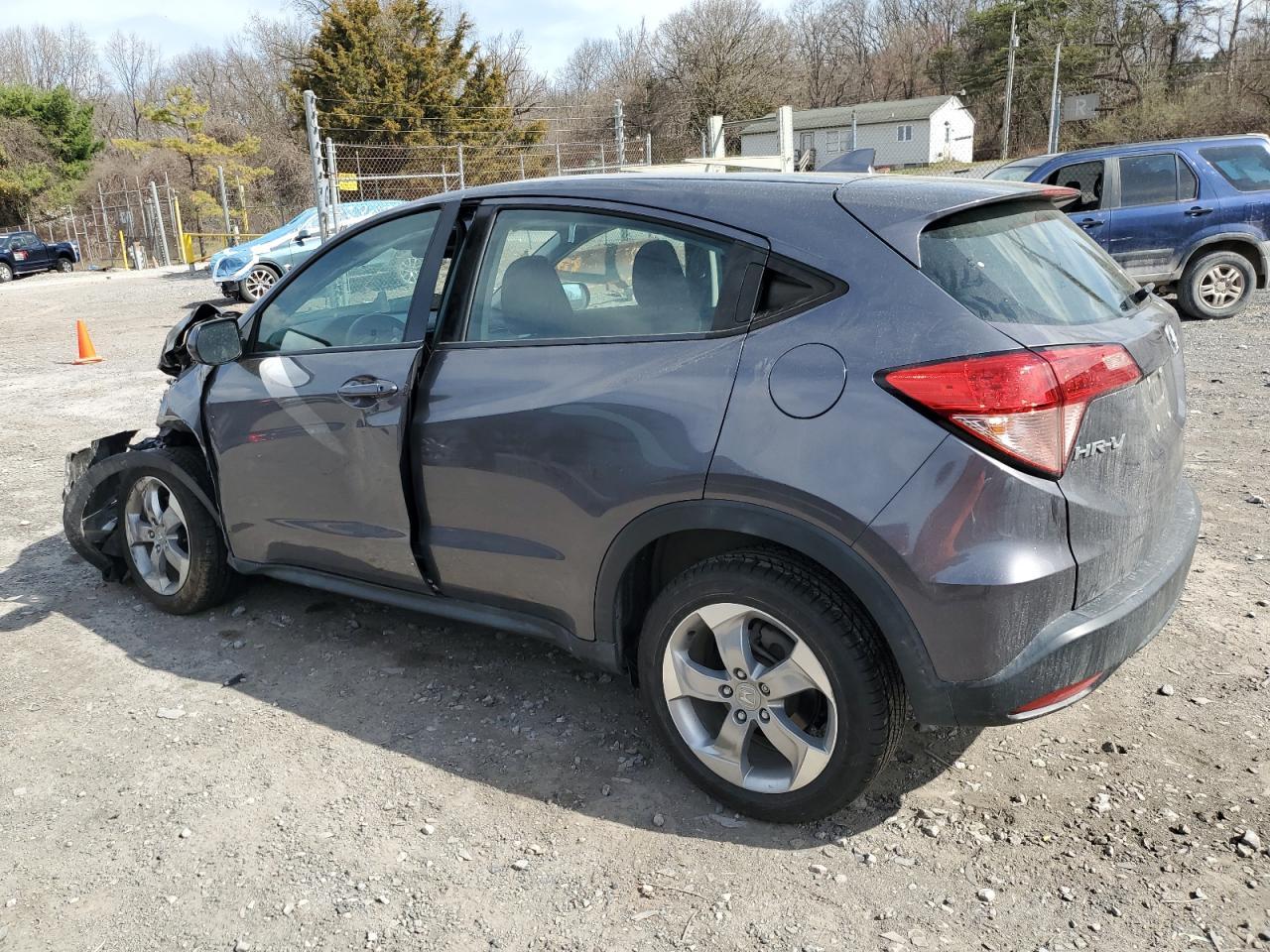2018 HONDA HR-V LX - Image 2