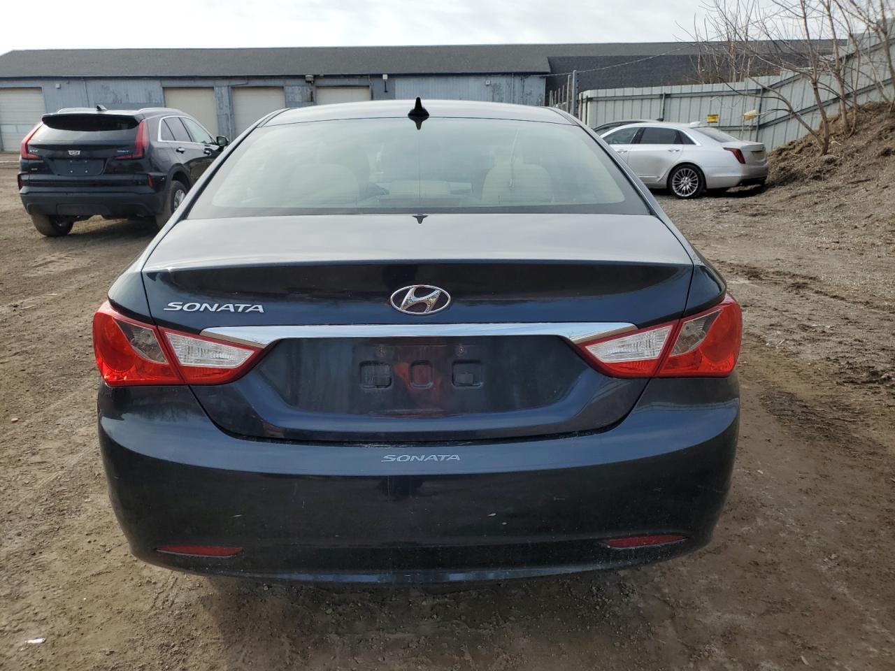 2013 HYUNDAI SONATA GLS - Фото 6