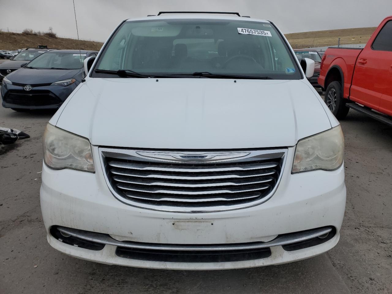 2014 CHRYSLER TOWN & COU - Image 5