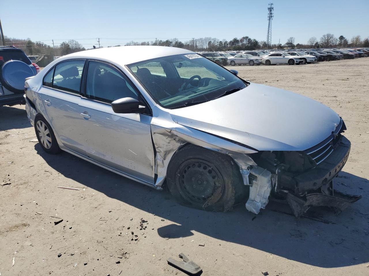 2016 VOLKSWAGEN JETTA S - Image 4