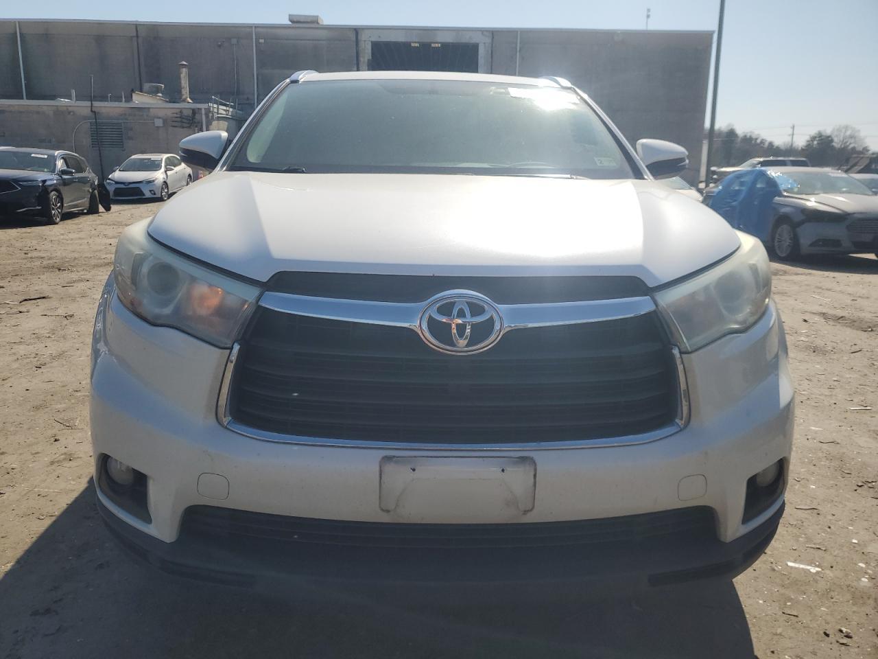 2015 TOYOTA HIGHLANDER - Фото 5
