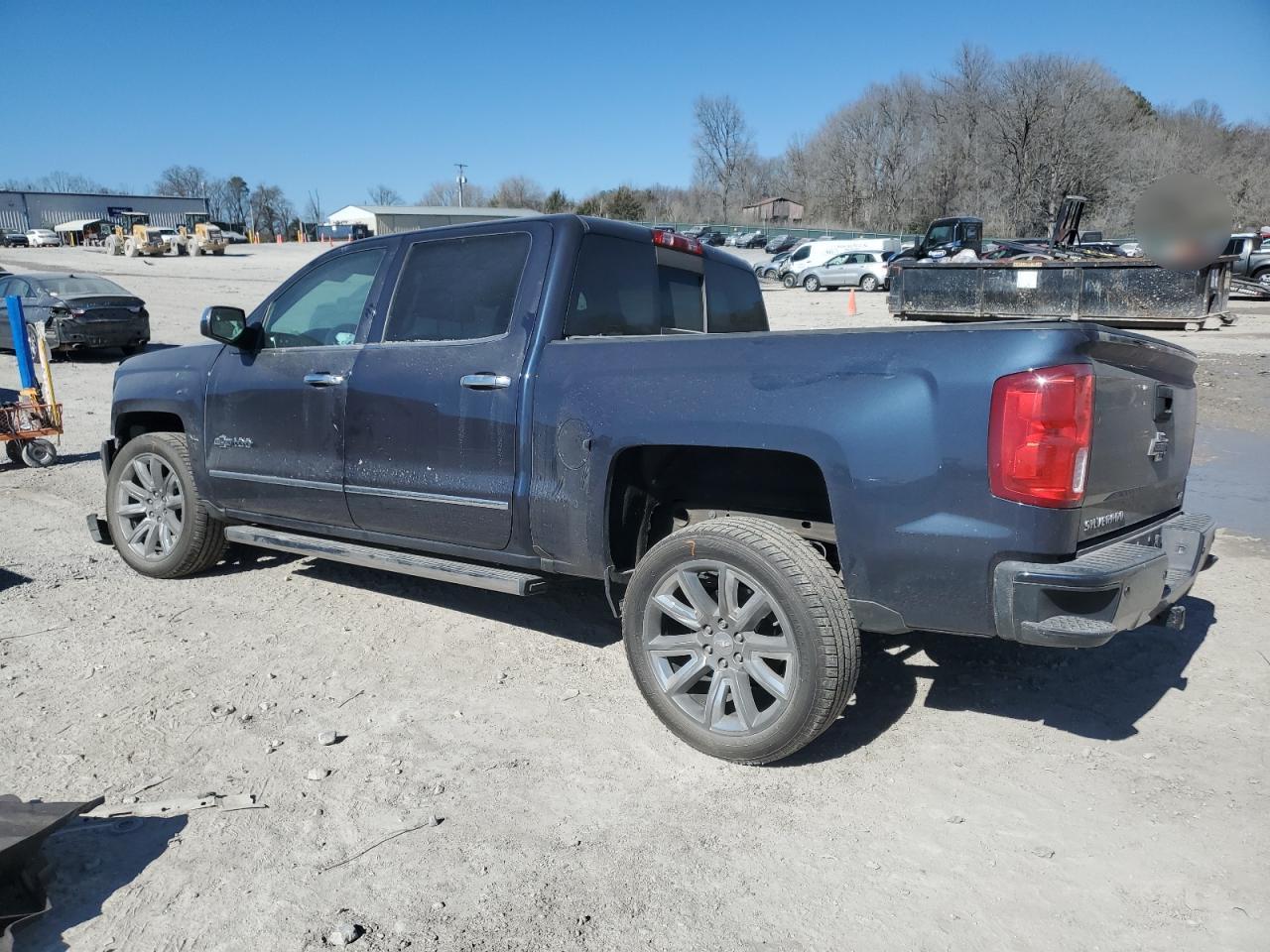 2018 CHEVROLET SILVERADO - Фото 2