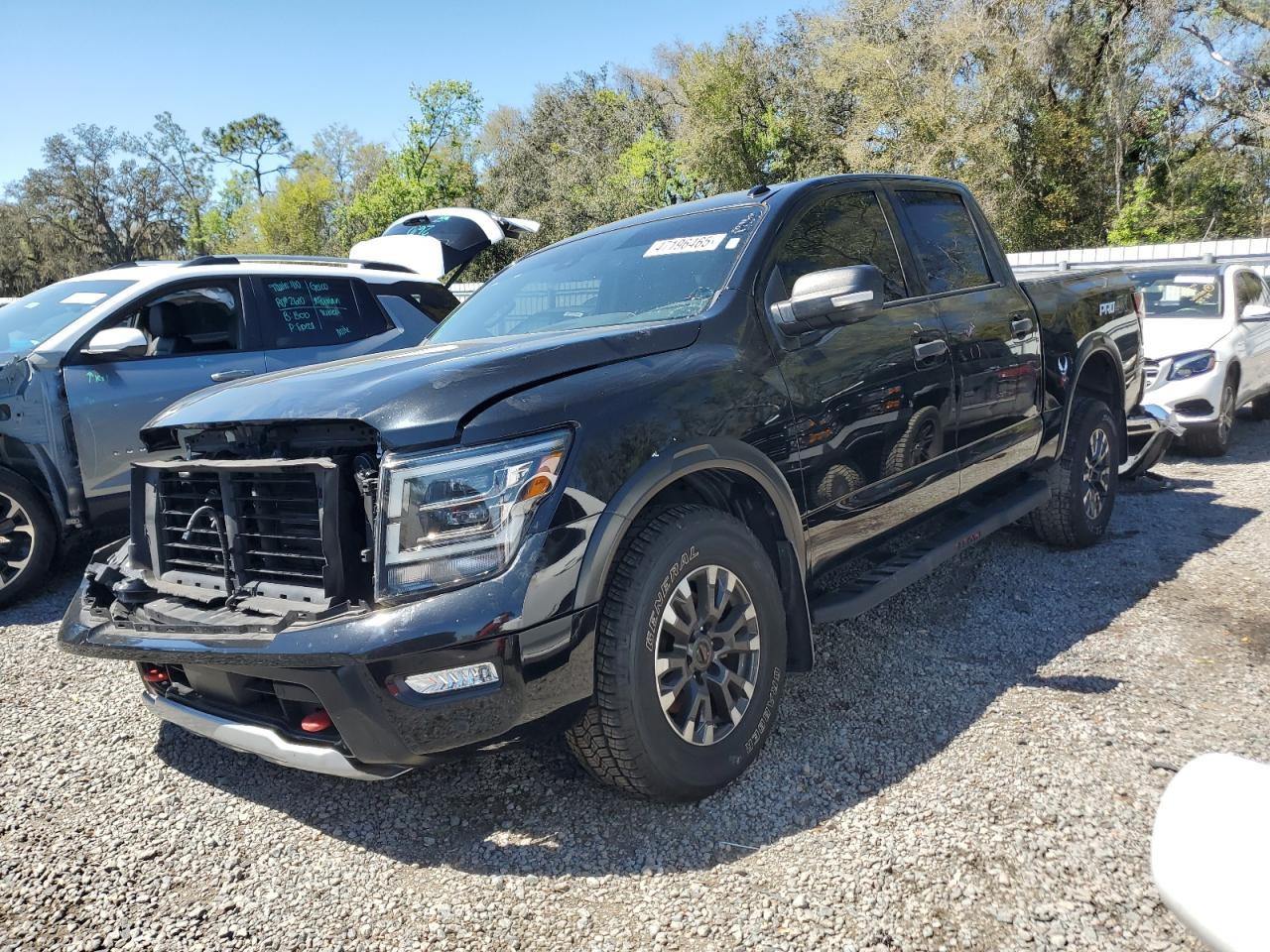 2021 NISSAN TITAN SV