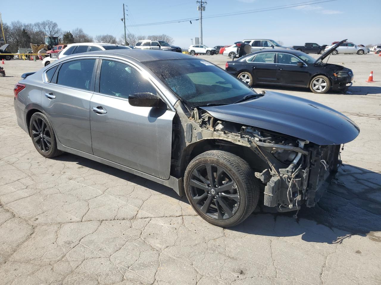2017 NISSAN ALTIMA 2.5 - Фото 4